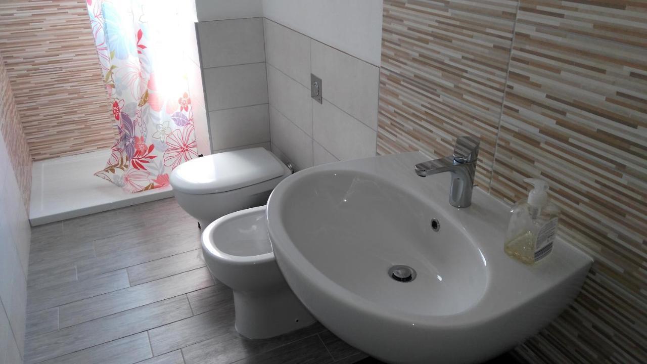 B&B Libellula Иглесиас Экстерьер фото